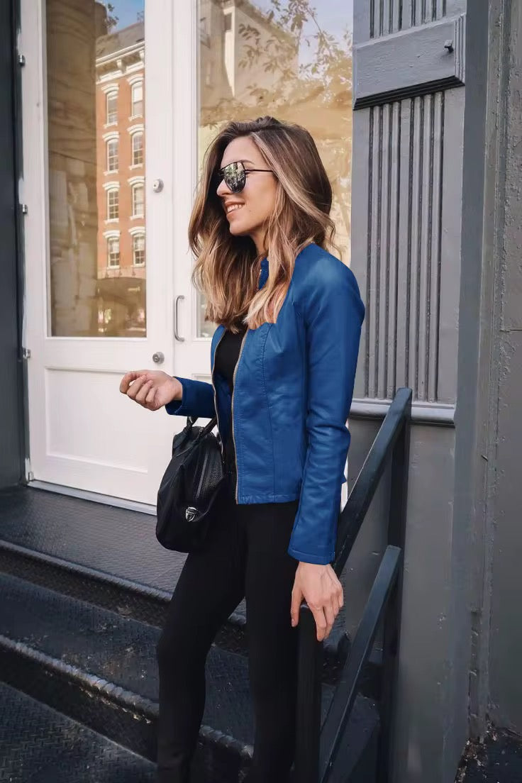 CHAQUETA DE CUERINA AZUL